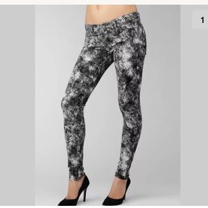 Paige Jeans Verdugo Ultra Skinny sz 25